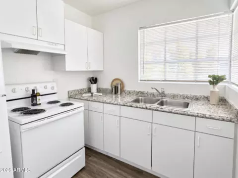 Kitchen - 449 N Drew St E, Mesa, AZ 85201 photo 2 of 2