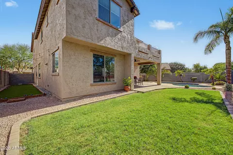 Exterior - 1076 Euclid Ave, Gilbert, AZ 85297 photo 10 of 13