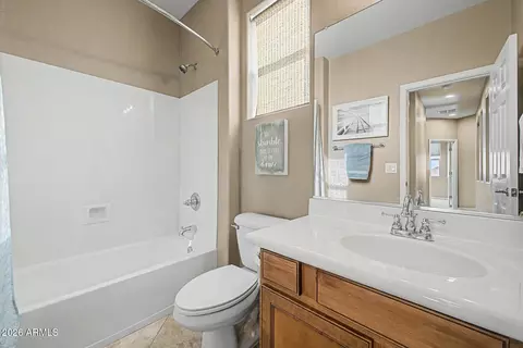 Bath - 1076 Euclid Ave, Gilbert, AZ 85297 photo 4 of 7