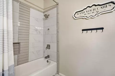 Bath - 2149 E Drake Ct, Gilbert, AZ 85234 photo 5 of 5