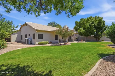 Exterior - 2149 E Drake Ct, Gilbert, AZ 85234 photo 2 of 15