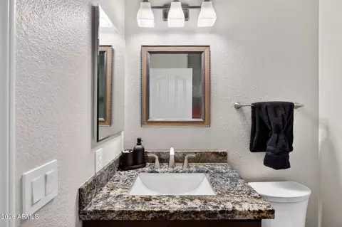 Bath - 7951 E Plata Ave, Mesa, AZ 85212 photo 5 of 9