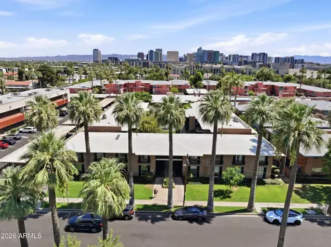 View/Area - 133 E Palm Ln #A, Phoenix, AZ 85004 photo 2 of 7