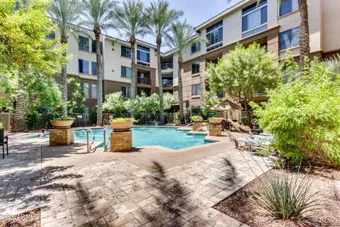 Exterior - 1701 E Colter St #221, Phoenix, AZ 85016 photo 3 of 3