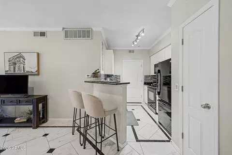 Kitchen - 1701 E Colter St #221, Phoenix, AZ 85016 photo 1 of 4