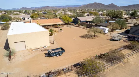 View/Area - 205 E Irvine Rd, Phoenix, AZ 85086 photo 1 of 12