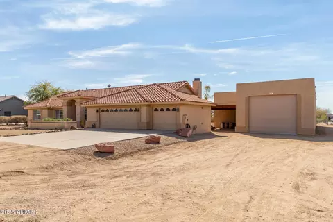 Exterior - 205 E Irvine Rd, Phoenix, AZ 85086 photo 2 of 12