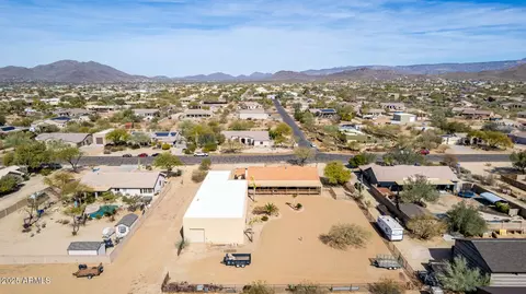 View/Area - 205 E Irvine Rd, Phoenix, AZ 85086 photo 9 of 12