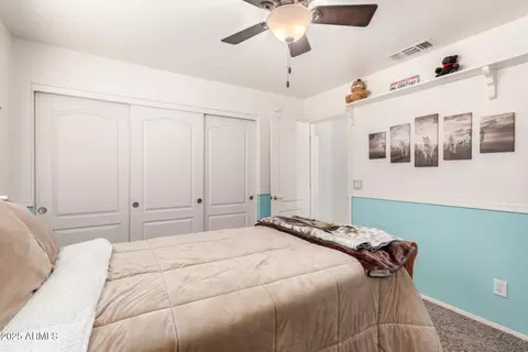 Bedroom - 205 E Irvine Rd, Phoenix, AZ 85086 photo 6 of 8