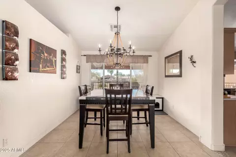 Dining - 205 E Irvine Rd, Phoenix, AZ 85086 photo 1 of 2