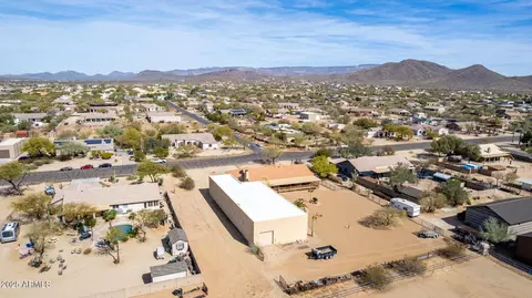 View/Area - 205 E Irvine Rd, Phoenix, AZ 85086 photo 10 of 12