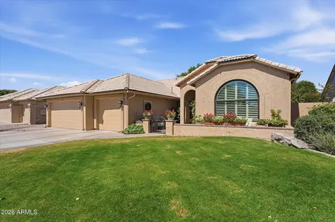 640 N Alder Dr, Chandler, AZ 85226