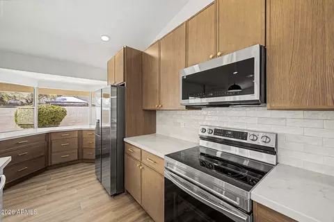 Kitchen - 1116 E Hackamore St, Mesa, AZ 85203 photo 4 of 5