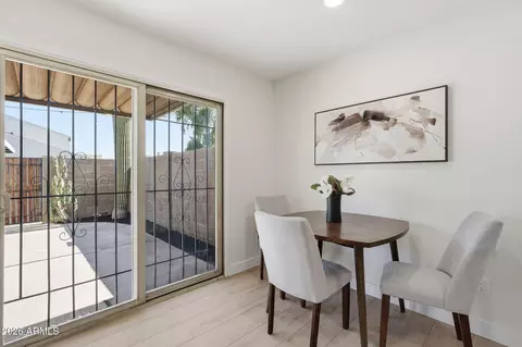 Dining - 735 E Vaughn Dr, Tempe, AZ 85283 photo 2 of 3