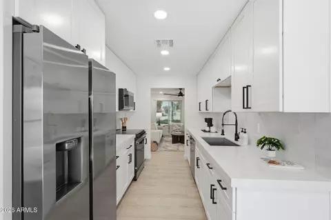 Kitchen - 735 E Vaughn Dr, Tempe, AZ 85283 photo 2 of 6