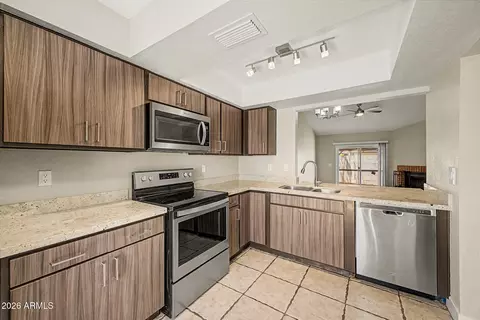 302 N Sycamore -- #22, Mesa, AZ 85201