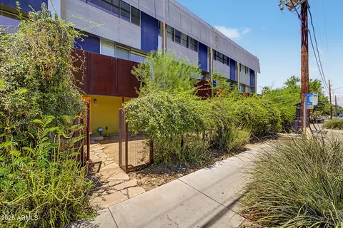 Exterior - 1145 E Whitton Ave #1007, Phoenix, AZ 85014 photo 2 of 5
