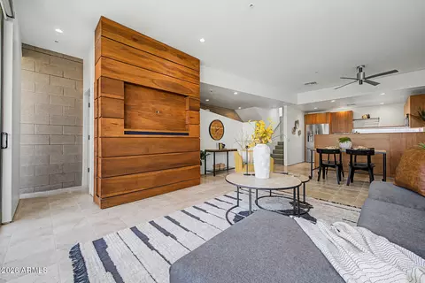 Living - 1145 E Whitton Ave #1007, Phoenix, AZ 85014 photo 3 of 3