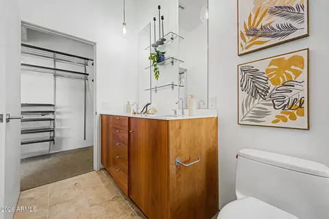 Bath - 1145 E Whitton Ave #1007, Phoenix, AZ 85014 photo 2 of 4