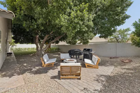Exterior - 1911 E Clipper Ct, Gilbert, AZ 85234 photo 4 of 14