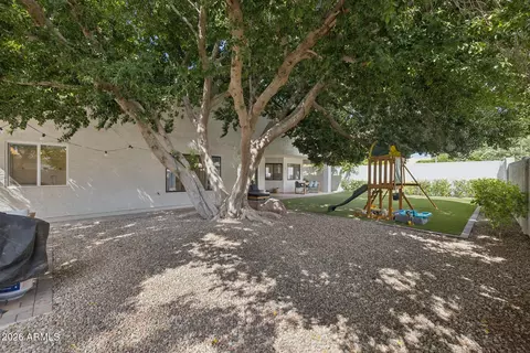 Exterior - 1911 E Clipper Ct, Gilbert, AZ 85234 photo 13 of 14