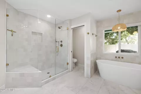 Bath - 1911 E Clipper Ct, Gilbert, AZ 85234 photo 1 of 5