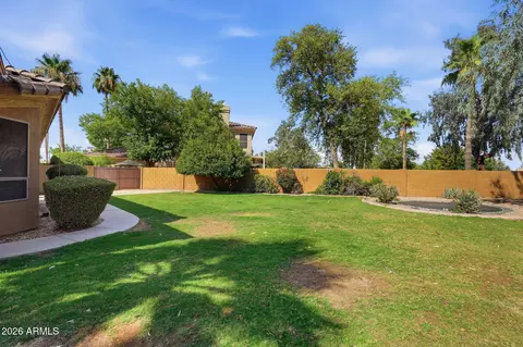 Exterior - 1561 E Saratoga Ct, Gilbert, AZ 85296 photo 2 of 8