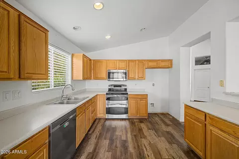 Kitchen - 11212 E Downing St, Mesa, AZ 85207 photo 1 of 3