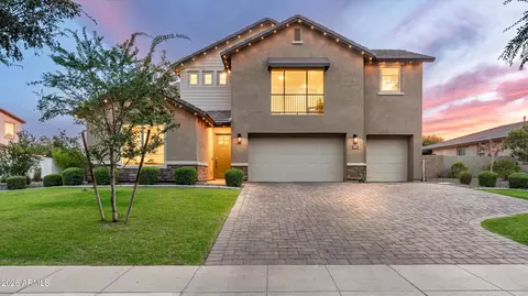 12872 N Founders Park Blvd, Surprise, AZ 85379