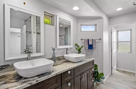 Bath - 60 Devils Kitchen Dr, Sedona, AZ 86351 photo 1 of 5