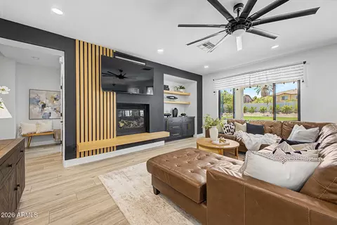 Living - 4189 E Lafayette Ave, Gilbert, AZ 85298 photo 4 of 8