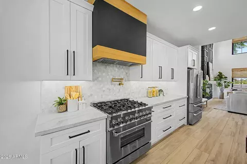 Kitchen - 4189 E Lafayette Ave, Gilbert, AZ 85298 photo 2 of 6