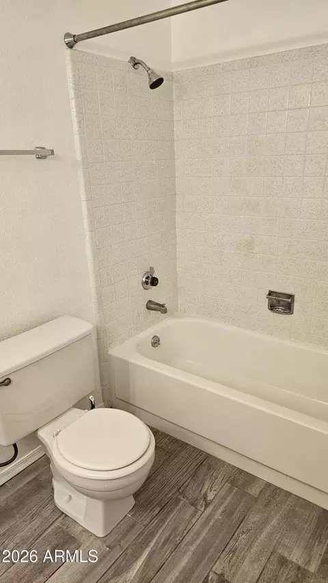 Bath - 2135 W Maple Dr, Phoenix, AZ 85027 photo 1 of 3