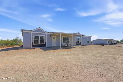 833 W Tepee St, Apache Junction, AZ 85120 photo 4