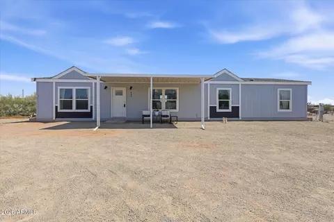 833 W Tepee St, Apache Junction, AZ 85120 photo 3
