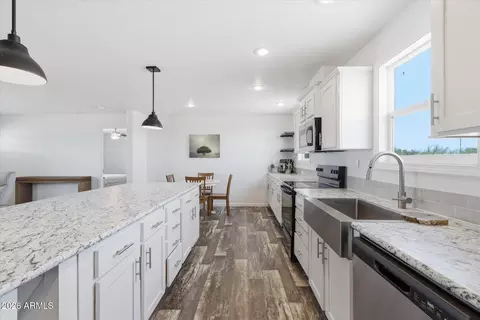 833 W Tepee St, Apache Junction, AZ 85120 photo 13