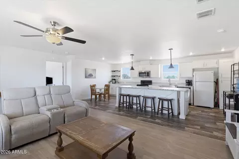 833 W Tepee St, Apache Junction, AZ 85120 photo 10