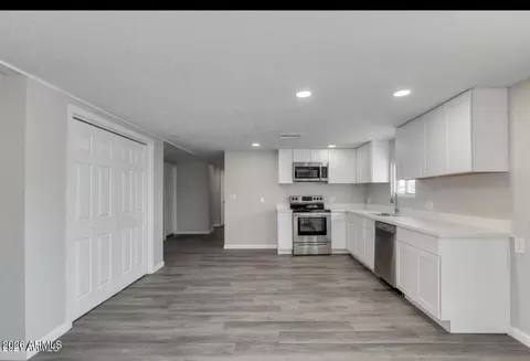 1562 S Desert View Pl, Apache Junction, AZ 85120 photo 3
