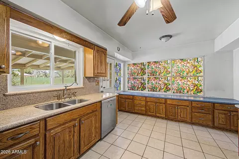 5125 E Osborn Rd, Phoenix, AZ 85018 photo 7