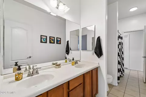 Bath - 5315 E Carmel Ave, Mesa, AZ 85206 photo 1 of 3
