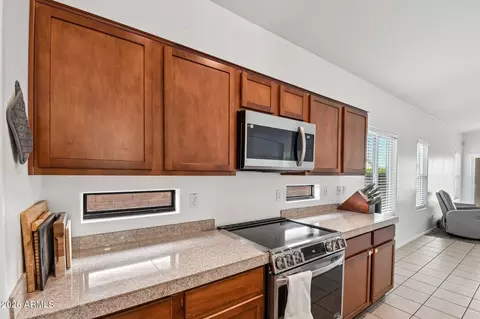 Kitchen - 5315 E Carmel Ave, Mesa, AZ 85206 photo 2 of 4