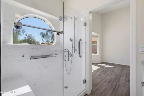 Bath - 2458 E Cathedral Rock Dr, Phoenix, AZ 85048 photo 3 of 4