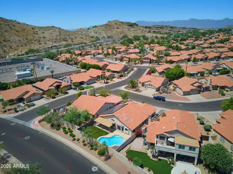View/Area - 2458 E Cathedral Rock Dr, Phoenix, AZ 85048 photo 2 of 7