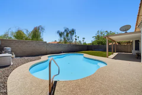 Exterior - 2458 E Cathedral Rock Dr, Phoenix, AZ 85048 photo 7 of 8
