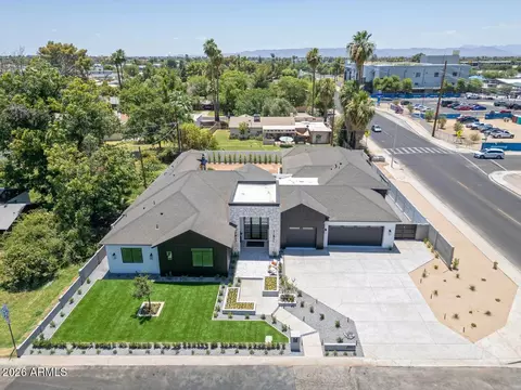 View/Area - 2801 Elm St, Phoenix, AZ 85016 photo 1 of 2