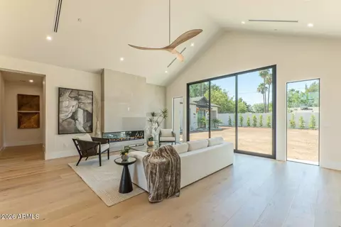 Living - 2801 Elm St, Phoenix, AZ 85016 photo 2 of 4