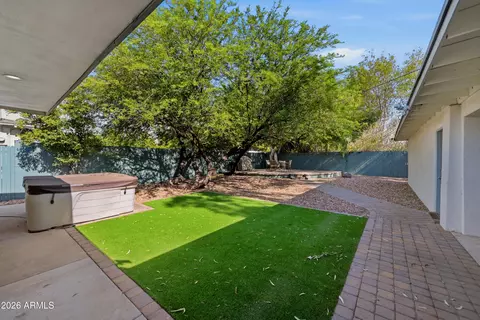 Exterior - 2209 E Windsor Ave, Phoenix, AZ 85006 photo 6 of 12