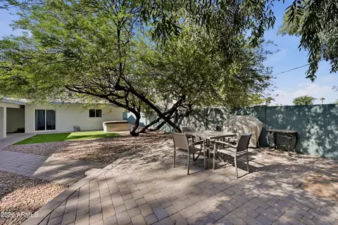 Exterior - 2209 E Windsor Ave, Phoenix, AZ 85006 photo 1 of 12