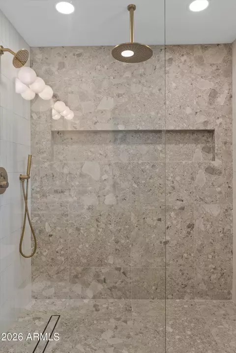 Bath - 3921 E Sahuaro Dr, Phoenix, AZ 85028 photo 8 of 8