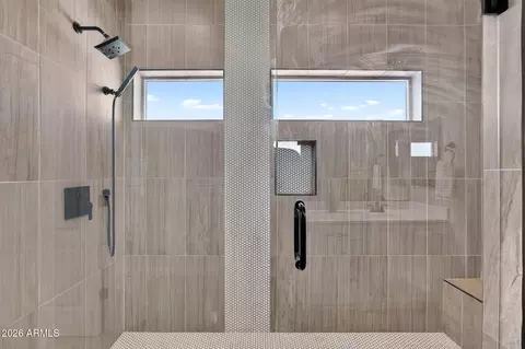 Bath - 2183 E La Costa Dr, Gilbert, AZ 85298 photo 3 of 4